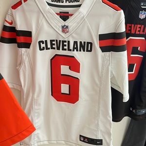 NFL Cleveland browns Mayfield jersey